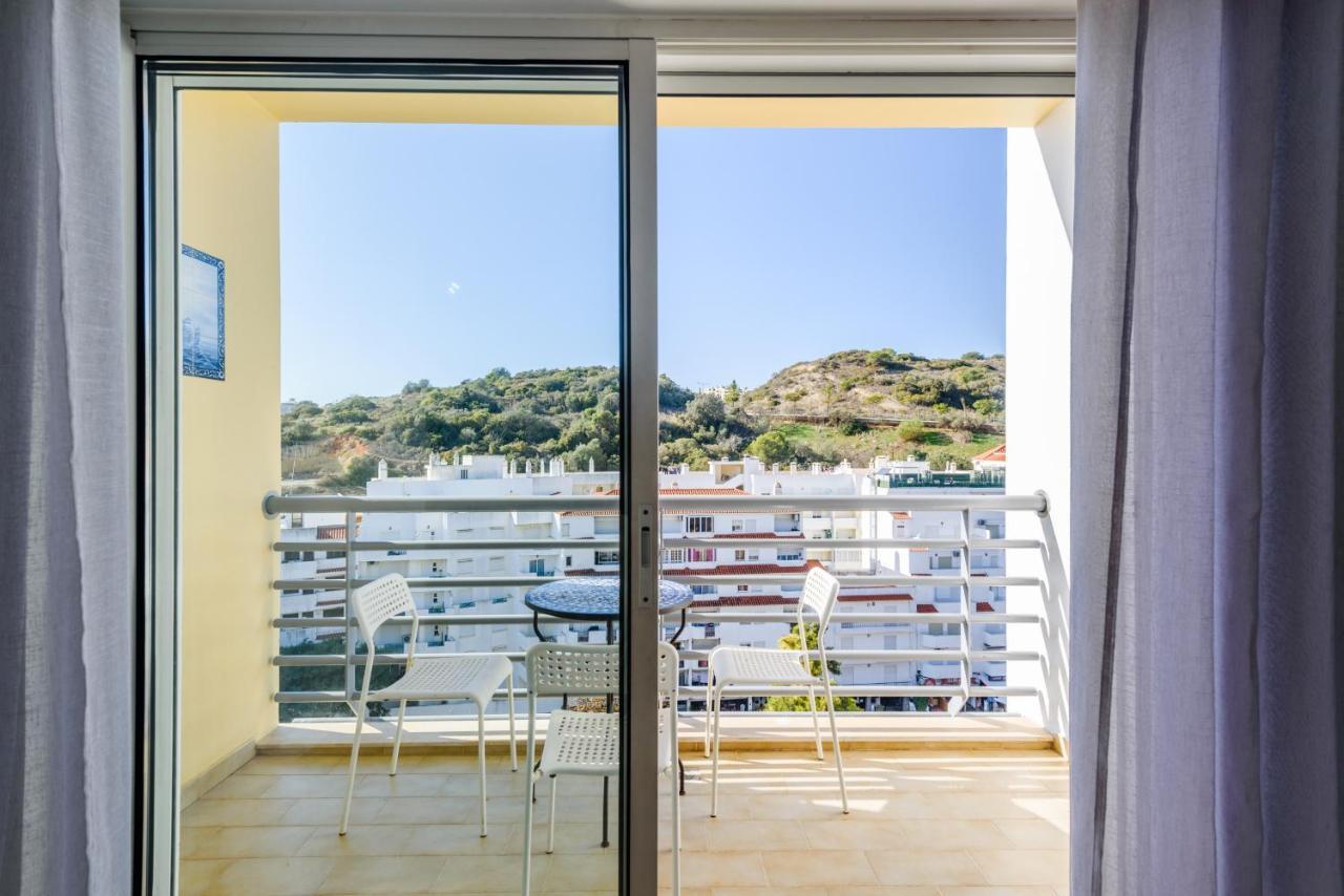 Amazing Apartment In Albufeira Eksteriør billede