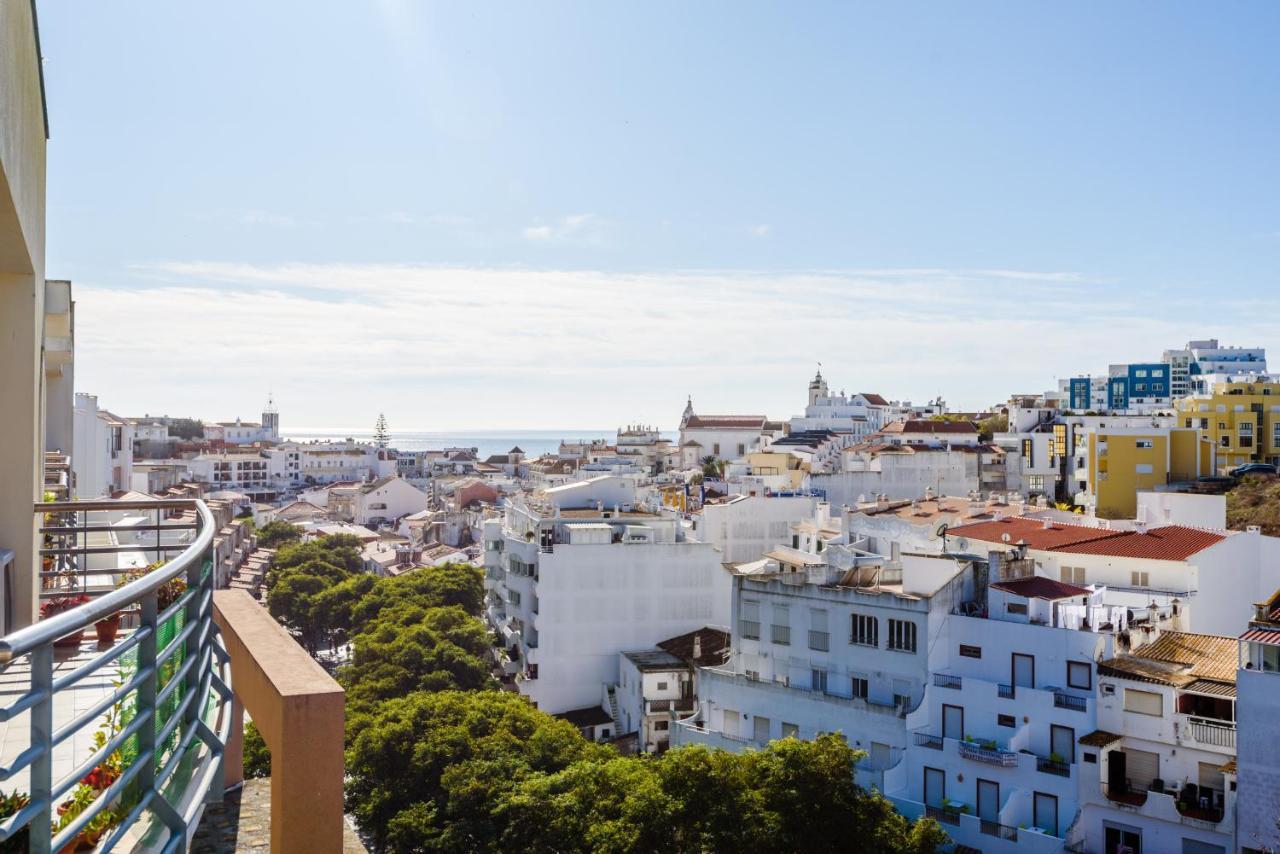 Amazing Apartment In Albufeira Eksteriør billede