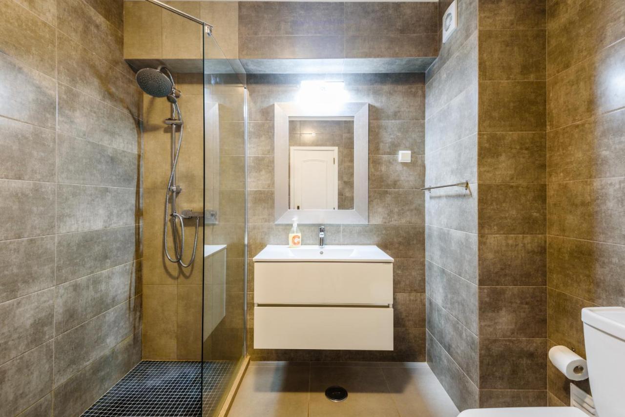 Amazing Apartment In Albufeira Eksteriør billede